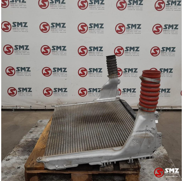 Mercedes-Benz Occ intercooler Mercedes - Intercooler para Camión: foto 2 Mercedes-Benz Occ intercooler Mercedes - Intercooler para Camión: foto 2