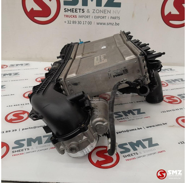 Mercedes-Benz Occ intercooler radiator AMG C63S Mercedes - Intercooler para Coche: foto 4 Mercedes-Benz Occ intercooler radiator AMG C63S Mercedes - Intercooler para Coche: foto 4