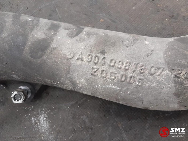 Mercedes-Benz Occ intercoolerslang Mercedes Actros MP4 A90409818 - Intercooler para Camión: foto 4 Mercedes-Benz Occ intercoolerslang Mercedes Actros MP4 A90409818 - Intercooler para Camión: foto 4