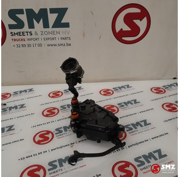 Mercedes-Benz Occ olieafscheider rechts AMG C63S Mercedes - Motor y piezas para Coche: foto 2 Mercedes-Benz Occ olieafscheider rechts AMG C63S Mercedes - Motor y piezas para Coche: foto 2