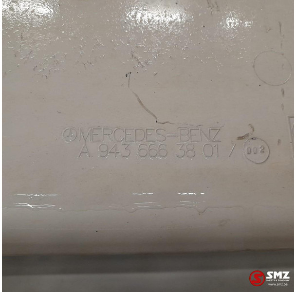 Mercedes-Benz Occ opstapbak links Mercedes - Cabina e interior para Camión: foto 3 Mercedes-Benz Occ opstapbak links Mercedes - Cabina e interior para Camión: foto 3