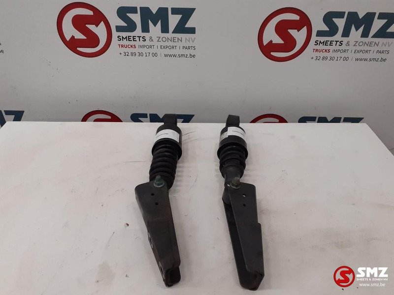 Mercedes-Benz Occ set schokdempers cabinevering Mercedes - Suspensión de cabina para Camión: foto 2 Mercedes-Benz Occ set schokdempers cabinevering Mercedes - Suspensión de cabina para Camión: foto 2