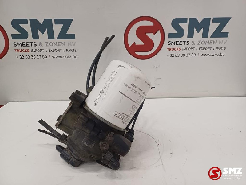 Iveco Occ luchtdroger Iveco - Piezas de recambio para Camión: foto 3 Iveco Occ luchtdroger Iveco - Piezas de recambio para Camión: foto 3