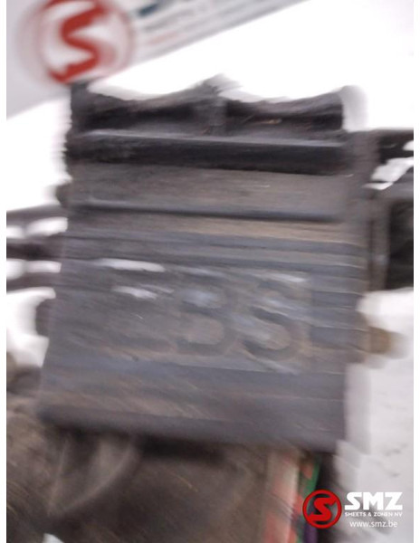 Volvo Occ EBS regeleenheid Volvo FH K037827 - Piezas de recambio para Camión: foto 3 Volvo Occ EBS regeleenheid Volvo FH K037827 - Piezas de recambio para Camión: foto 3