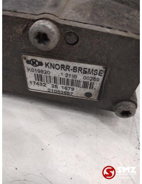 Volvo Occ hoogte regel ventiel Volvo FH 21083657 - Piezas de recambio para Camión: foto 3 Volvo Occ hoogte regel ventiel Volvo FH 21083657 - Piezas de recambio para Camión: foto 3