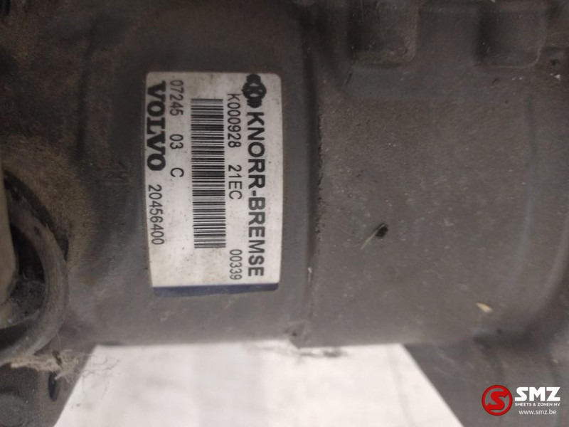 Volvo Occ voetremklep Volvo FH 20456400 K000928 - Piezas de recambio para Camión: foto 4 Volvo Occ voetremklep Volvo FH 20456400 K000928 - Piezas de recambio para Camión: foto 4