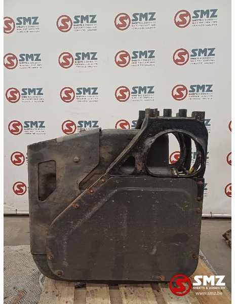 Renault Occ AdBluetank + AdBlueniveausensor Renault - Procesamiento de combustible para Camión: foto 2 Renault Occ AdBluetank + AdBlueniveausensor Renault - Procesamiento de combustible para Camión: foto 2