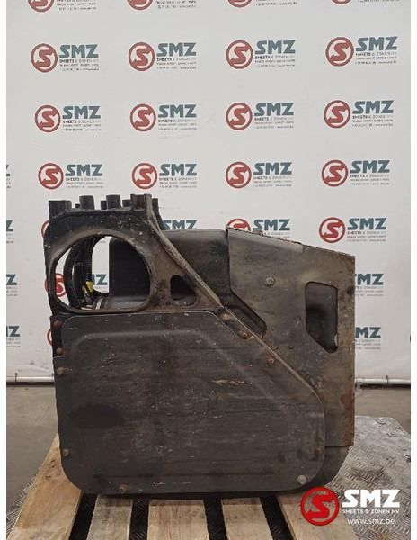 Renault Occ AdBluetank + AdBlueniveausensor Renault - Procesamiento de combustible para Camión: foto 1 Renault Occ AdBluetank + AdBlueniveausensor Renault - Procesamiento de combustible para Camión: foto 1