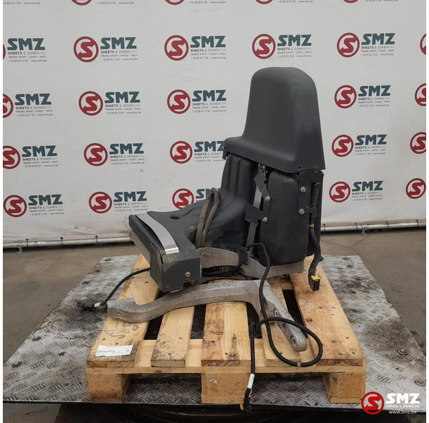 Renault Occ AdBluetank + Adblueniveausensor + AdBluepomp + - Procesamiento de combustible para Camión: foto 1 Renault Occ AdBluetank + Adblueniveausensor + AdBluepomp + - Procesamiento de combustible para Camión: foto 1