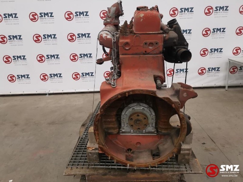 Renault Occ Motor Renault R385 "2 koppen" - Motor para Camión: foto 4 Renault Occ Motor Renault R385 "2 koppen" - Motor para Camión: foto 4