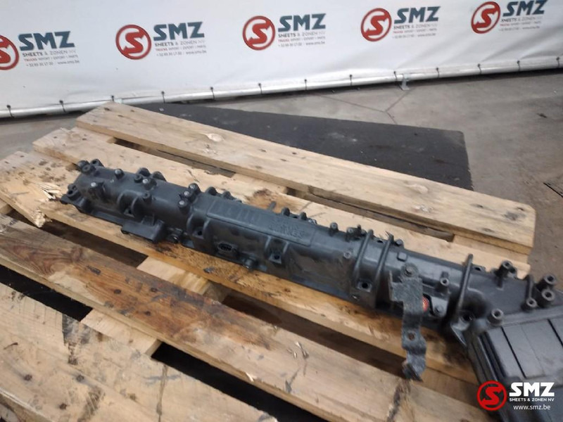 Renault Occ inlaatspruitstuk Renault - Motor y piezas para Camión: foto 4 Renault Occ inlaatspruitstuk Renault - Motor y piezas para Camión: foto 4