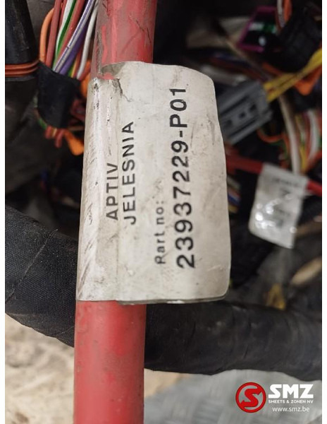 Renault Occ lot kabelbomen chassis + cabine Renault - Cables/ Alambres para Camión: foto 3 Renault Occ lot kabelbomen chassis + cabine Renault - Cables/ Alambres para Camión: foto 3