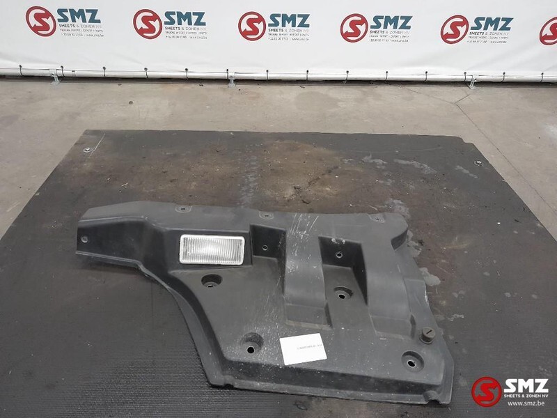 Renault Occ portierverlengstuk Renault T 7482516626 - Puerta y piezas para Camión: foto 2 Renault Occ portierverlengstuk Renault T 7482516626 - Puerta y piezas para Camión: foto 2