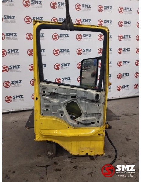 Scania Occ deur links Scania - Puerta y piezas para Camión: foto 2 Scania Occ deur links Scania - Puerta y piezas para Camión: foto 2