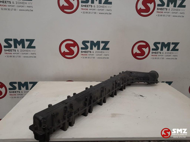 Scania Occ inlaatspruitstuk Scania - Motor y piezas para Camión: foto 1 Scania Occ inlaatspruitstuk Scania - Motor y piezas para Camión: foto 1
