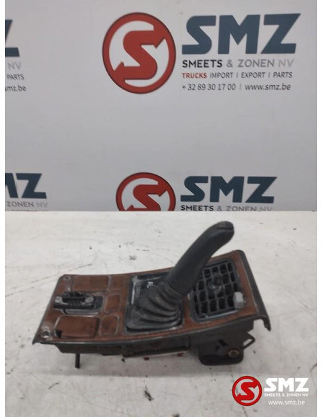 Scania Occ schakelpaneel met retarder Scania - Salpicadero para Camión: foto 2 Scania Occ schakelpaneel met retarder Scania - Salpicadero para Camión: foto 2