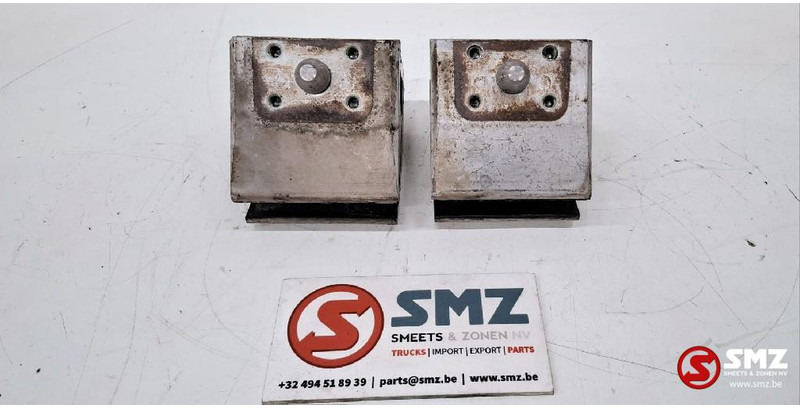 Scania Occ set motorsteunen Scania - Soporte motor para Camión: foto 2 Scania Occ set motorsteunen Scania - Soporte motor para Camión: foto 2