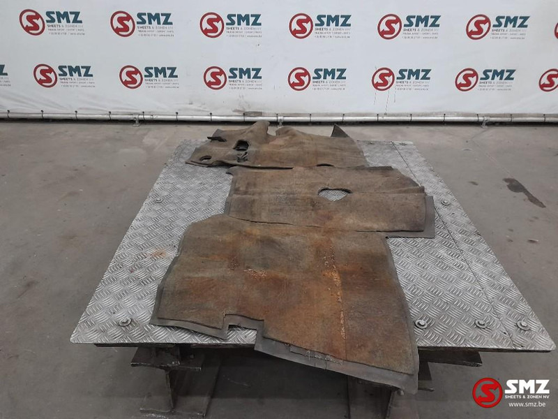 Scania Occ vloermat Scania - Cabina e interior para Camión: foto 4 Scania Occ vloermat Scania - Cabina e interior para Camión: foto 4