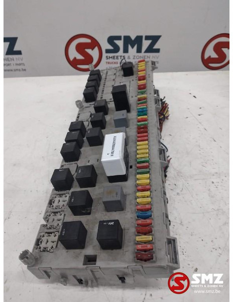 Scania Occ zekeringskast Scania - Sistema eléctrico para Camión: foto 2 Scania Occ zekeringskast Scania - Sistema eléctrico para Camión: foto 2