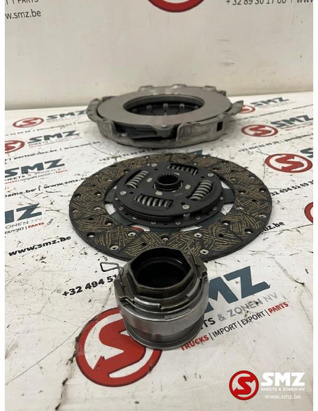 Toyota Koppelingsset TOYOTA LAND CRUISER 4.2D 01.90- - Embrague y piezas para Coche: foto 1 Toyota Koppelingsset TOYOTA LAND CRUISER 4.2D 01.90- - Embrague y piezas para Coche: foto 1