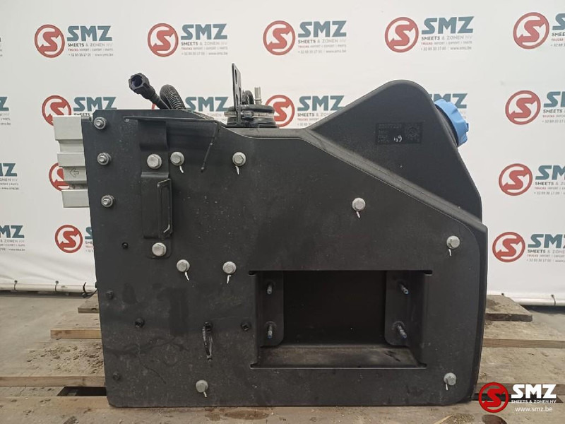 Volvo Occ AdBluetank Volvo - Procesamiento de combustible para Camión: foto 3 Volvo Occ AdBluetank Volvo - Procesamiento de combustible para Camión: foto 3