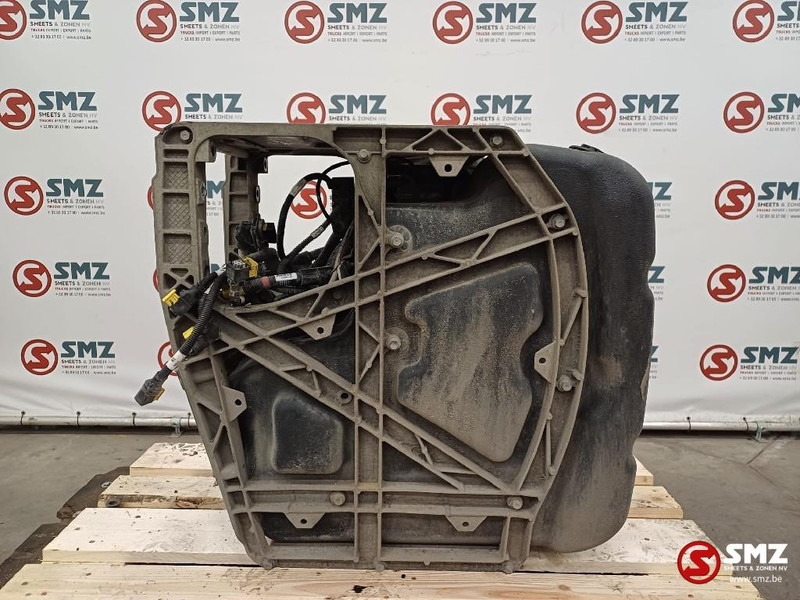 Volvo Occ AdBluetank Volvo - Procesamiento de combustible para Camión: foto 2 Volvo Occ AdBluetank Volvo - Procesamiento de combustible para Camión: foto 2