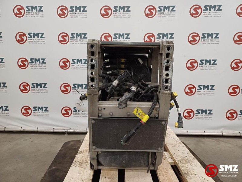 Volvo Occ AdBluetank Volvo - Procesamiento de combustible para Camión: foto 3 Volvo Occ AdBluetank Volvo - Procesamiento de combustible para Camión: foto 3