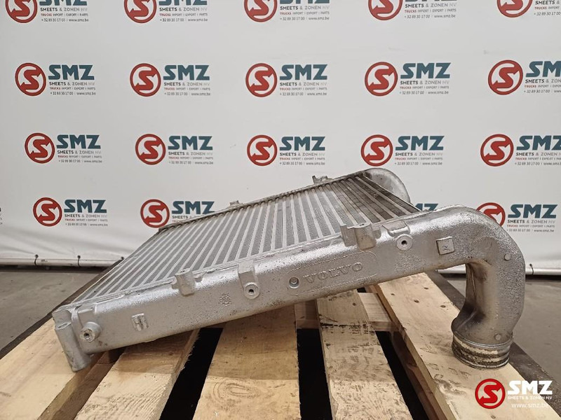 Volvo Occ intercooler Volvo - Intercooler para Camión: foto 3 Volvo Occ intercooler Volvo - Intercooler para Camión: foto 3