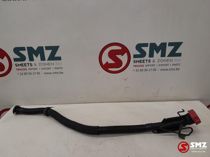 Volvo Occ olievulpijp D13K500EUVI Volvo - Motor y piezas para Camión: foto 2 Volvo Occ olievulpijp D13K500EUVI Volvo - Motor y piezas para Camión: foto 2