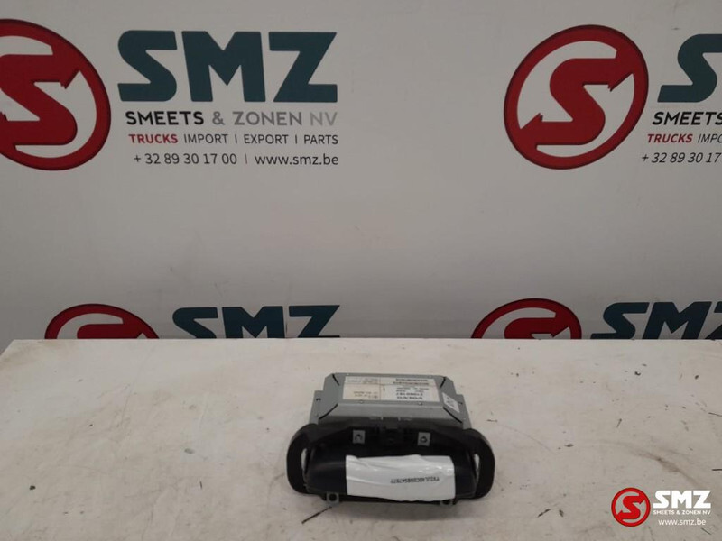 Volvo Occ scherm navigatie Volvo - Sistema eléctrico para Camión: foto 1 Volvo Occ scherm navigatie Volvo - Sistema eléctrico para Camión: foto 1