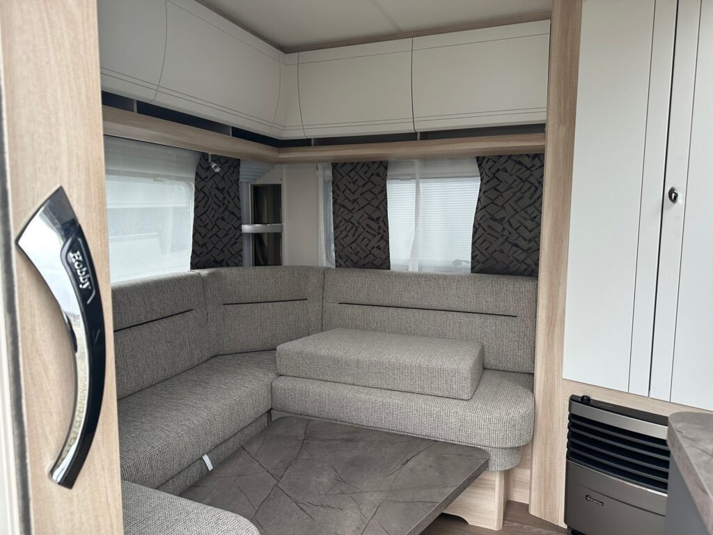 DE LUXE 495 UL 2024 - Caravana: foto 5 DE LUXE 495 UL 2024 - Caravana: foto 5