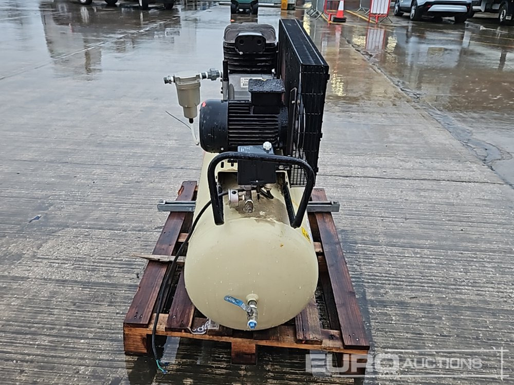 2004 Ingersoll Rand 230 Volt Workshop Compressor - Compresor de aire: foto 2 2004 Ingersoll Rand 230 Volt Workshop Compressor - Compresor de aire: foto 2