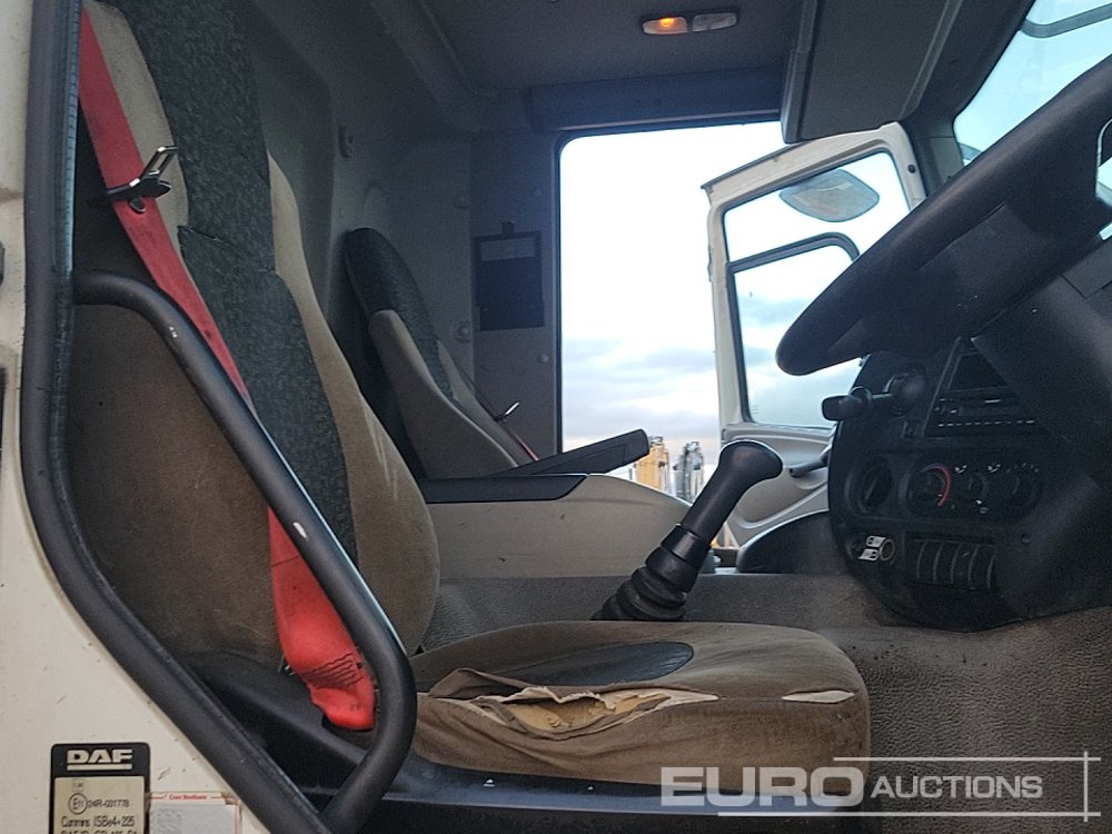 Camión volquete 2009 DAF CF65.220: foto 24