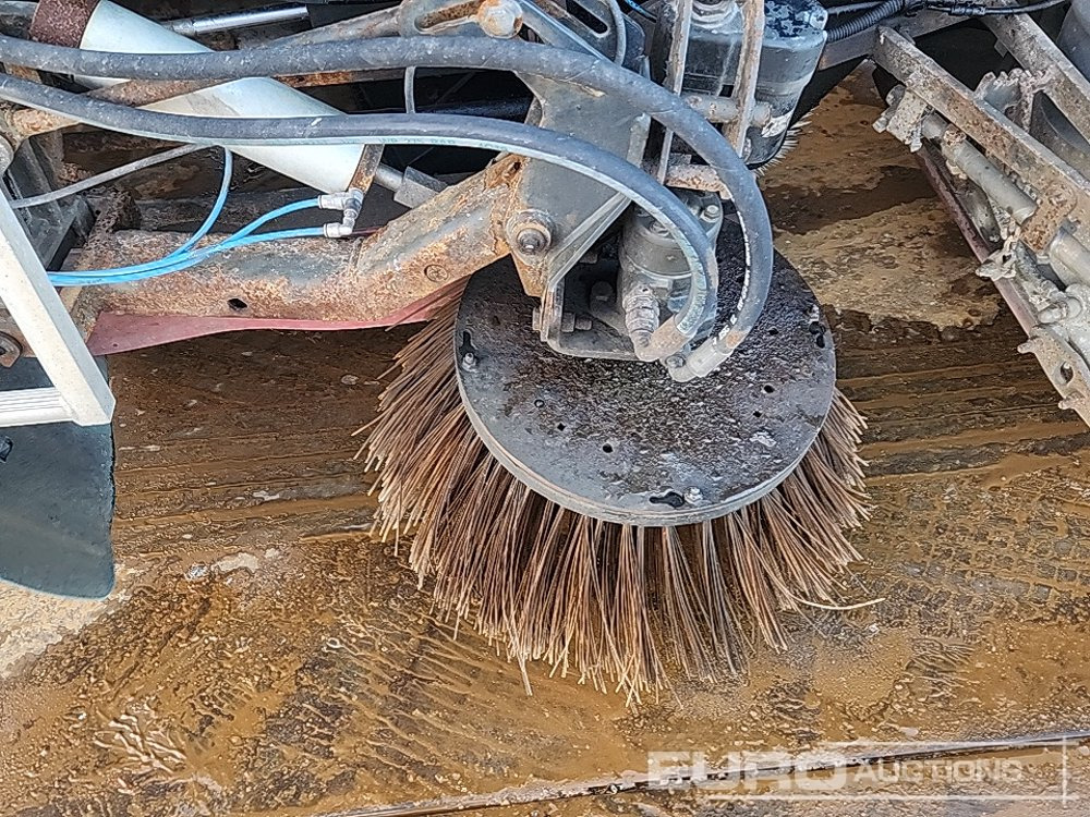 Barredora vial 2010 DAF LF55-220: foto 13 Barredora vial 2010 DAF LF55-220: foto 13