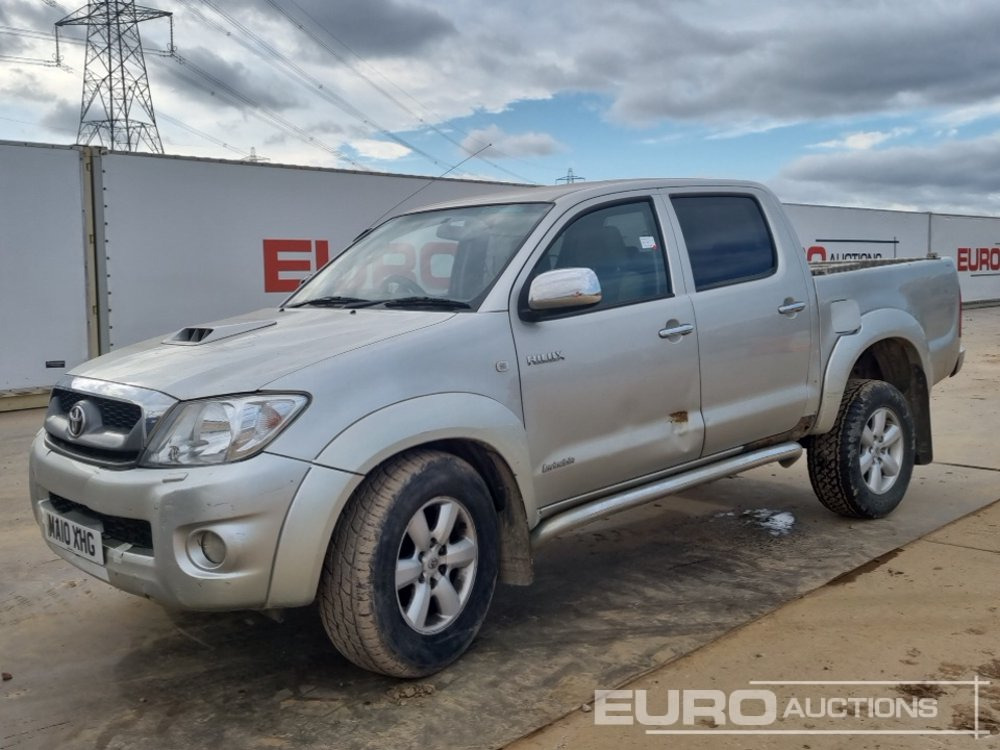 2010 Toyota Hilux Invincible - Pick-up: foto 1 2010 Toyota Hilux Invincible - Pick-up: foto 1