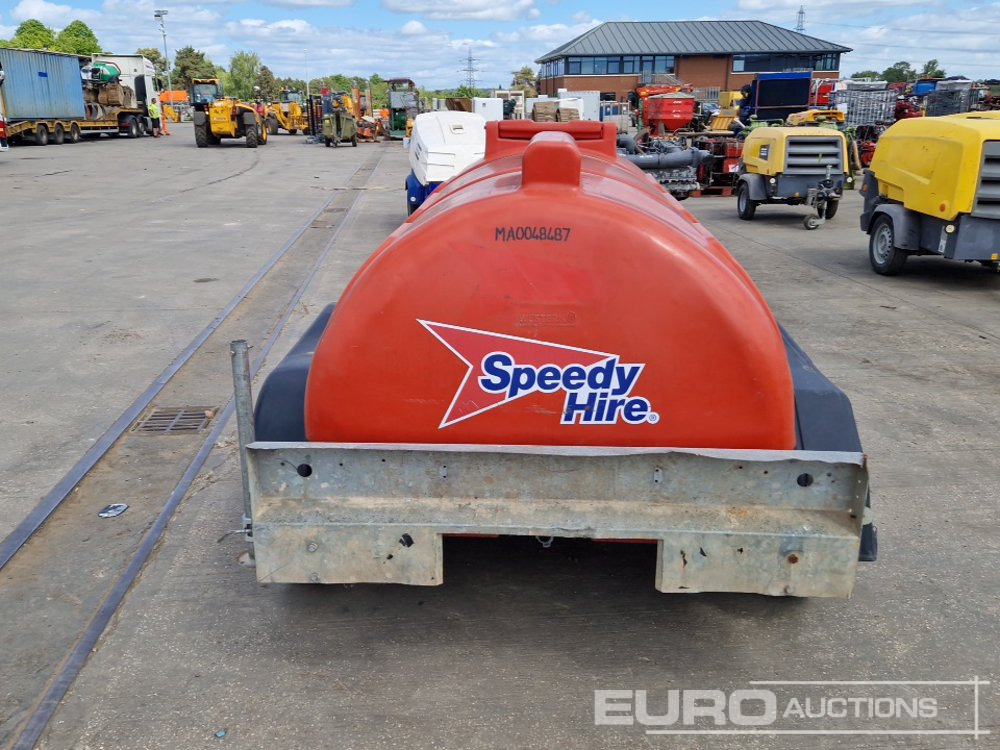 2010 Western Twin Axle Plastic Water Bowser - Tanque de almacenamiento: foto 4 2010 Western Twin Axle Plastic Water Bowser - Tanque de almacenamiento: foto 4