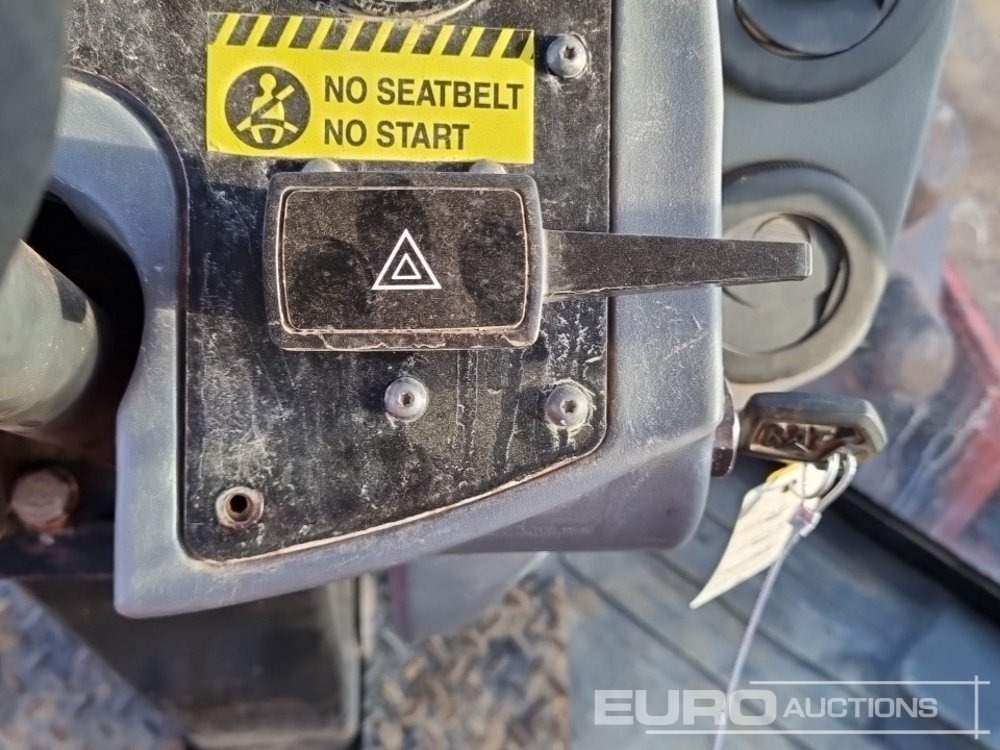 Rodillo 2011 CAT CP533E: foto 37