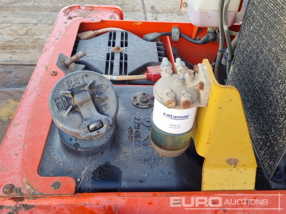 Rodillo 2011 CAT CP533E: foto 22