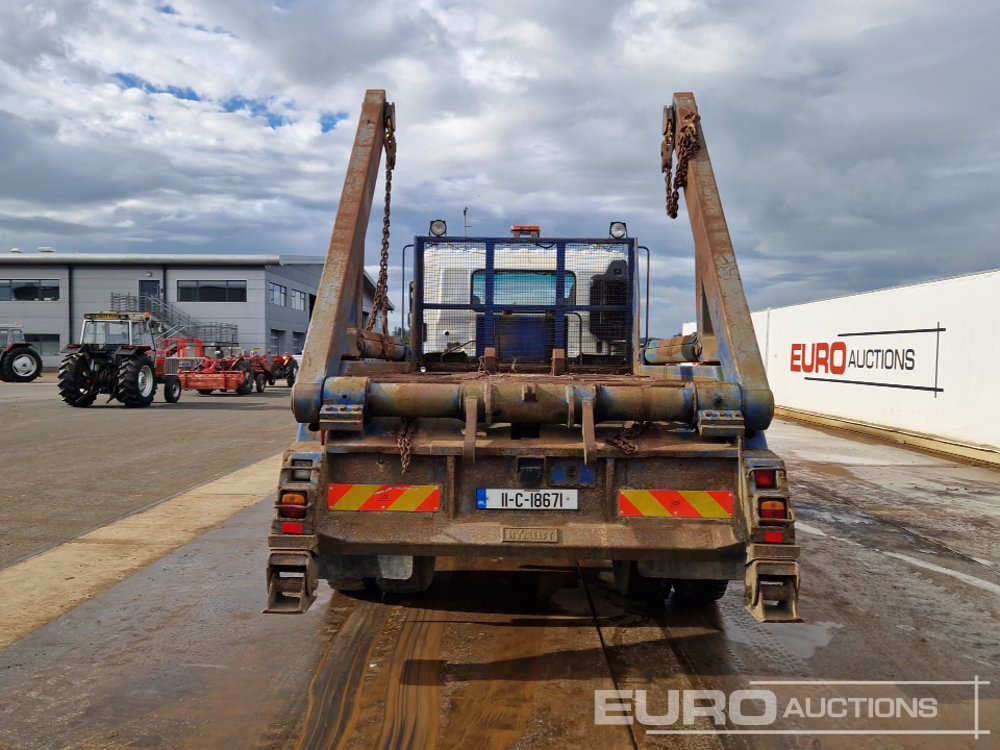 2011 Hino 500 - Camión portacontenedor de cadenas: foto 4 2011 Hino 500 - Camión portacontenedor de cadenas: foto 4