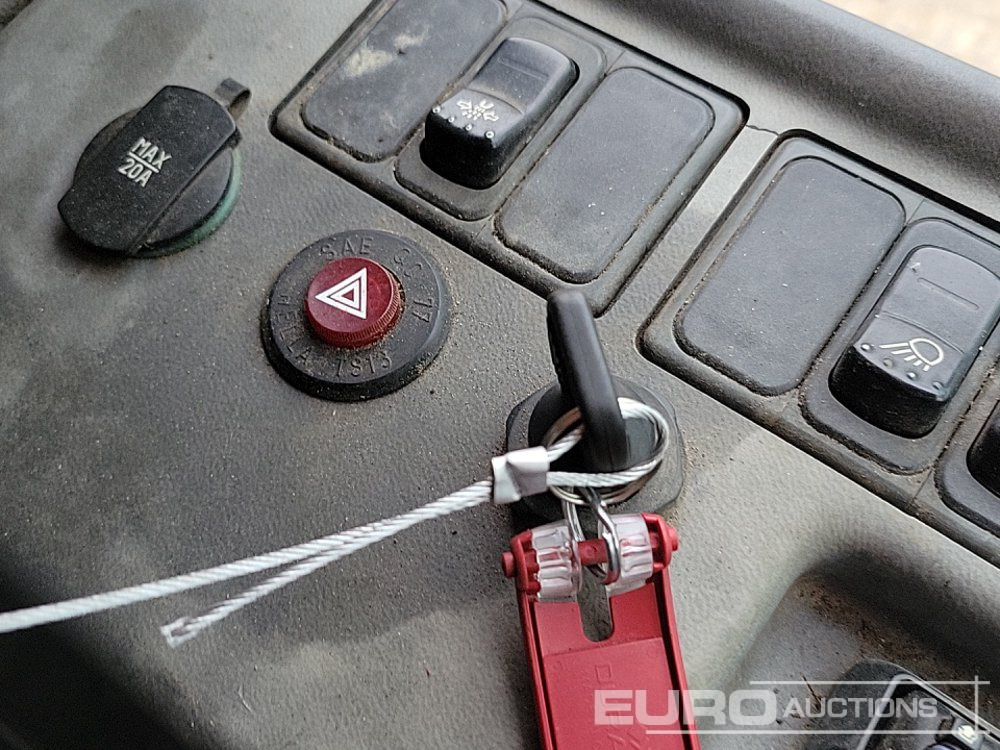 Barredora vial 2011 Johnston 4x2 Road Sweeper, Reverse Camera, Automatic Gearbox: foto 35 Barredora vial 2011 Johnston 4x2 Road Sweeper, Reverse Camera, Automatic Gearbox: foto 35