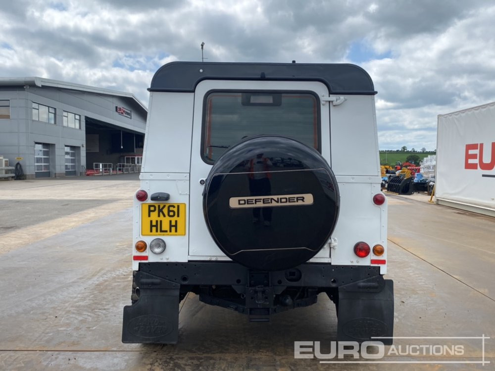 2011 Land Rover Defender 90 - SUV/ Todoterreno: foto 4 2011 Land Rover Defender 90 - SUV/ Todoterreno: foto 4