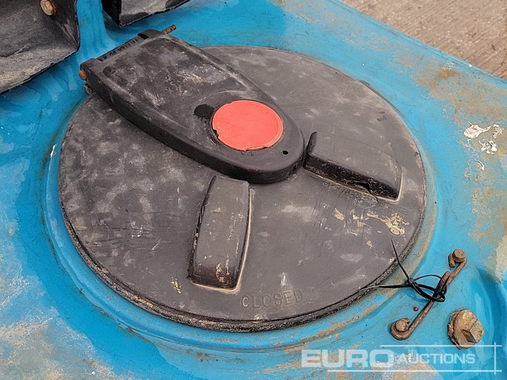 Tanque de almacenamiento 2011 Main Single Axle Plastic Water Bowser: foto 13