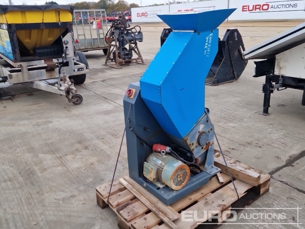 2011 Sintd TG-1821 415 Volt Recycling Granulator - Equipo de construcción: foto 5 2011 Sintd TG-1821 415 Volt Recycling Granulator - Equipo de construcción: foto 5