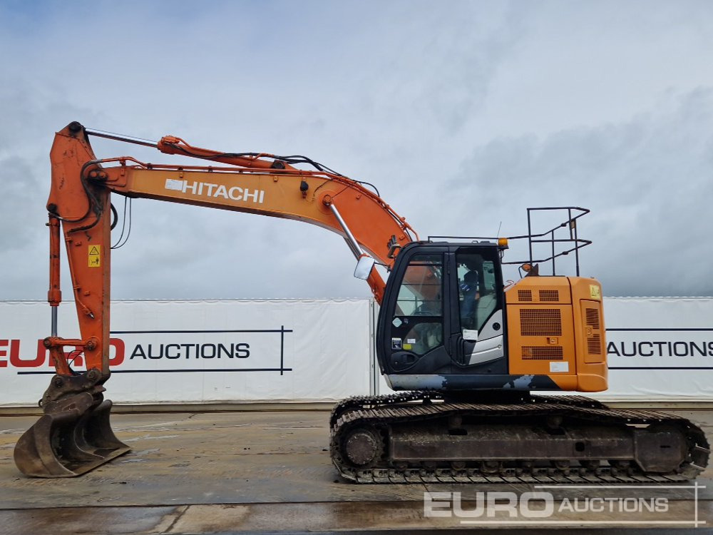 2013 Hitachi ZX225USLC-5B - Excavadora de cadenas: foto 2 2013 Hitachi ZX225USLC-5B - Excavadora de cadenas: foto 2