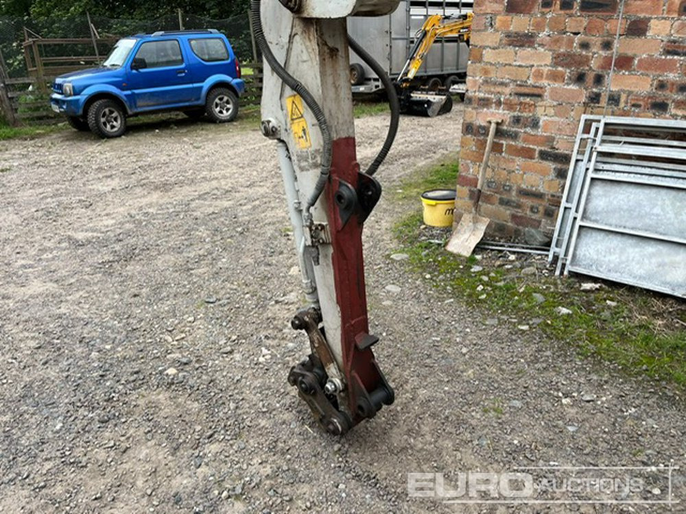 2013 Takeuchi TB228 - Miniexcavadora: foto 5 2013 Takeuchi TB228 - Miniexcavadora: foto 5