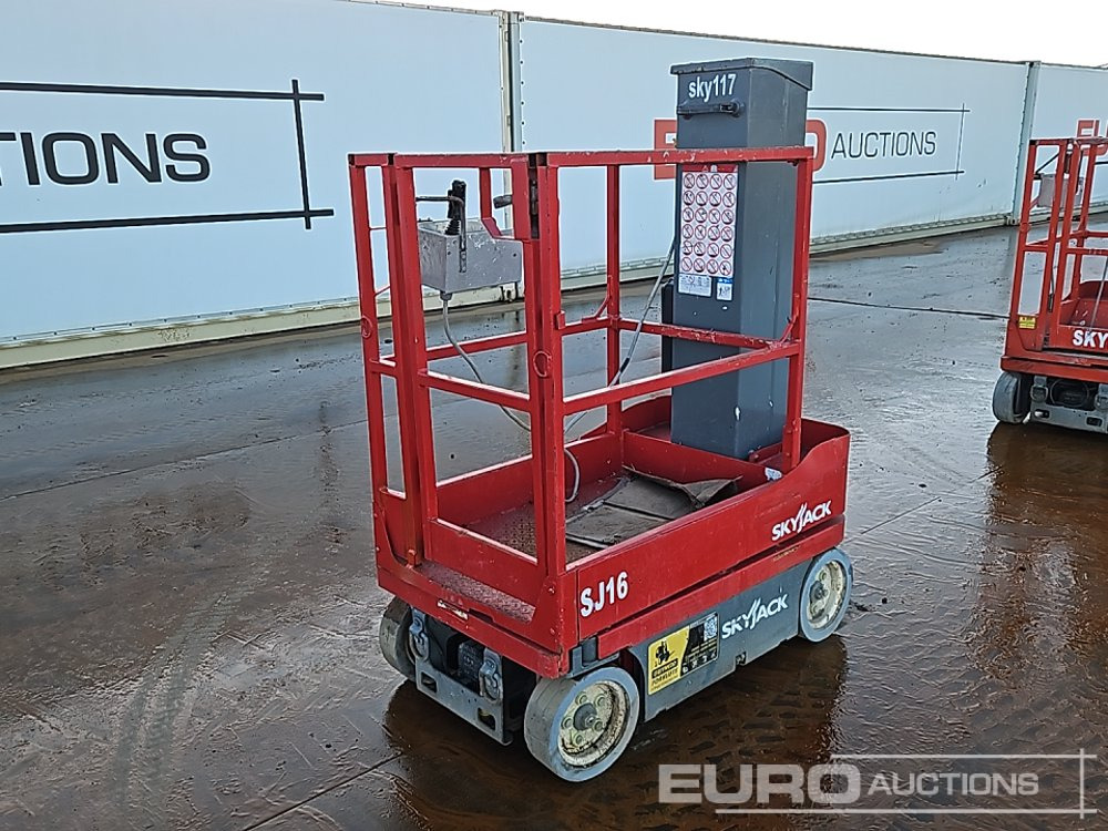 2014 SkyJack SJ 16 - Plataforma elevadora: foto 1 2014 SkyJack SJ 16 - Plataforma elevadora: foto 1