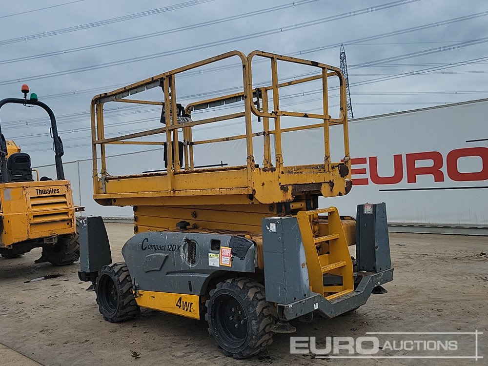 2015 Haulotte Compact 12DX - Plataforma elevadora: foto 3 2015 Haulotte Compact 12DX - Plataforma elevadora: foto 3