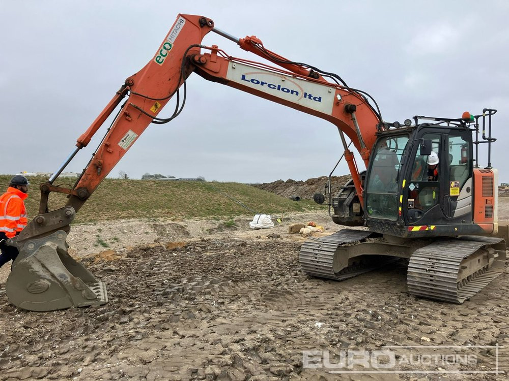 2015 Hitachi ZX135US-5B - Excavadora de cadenas: foto 1 2015 Hitachi ZX135US-5B - Excavadora de cadenas: foto 1