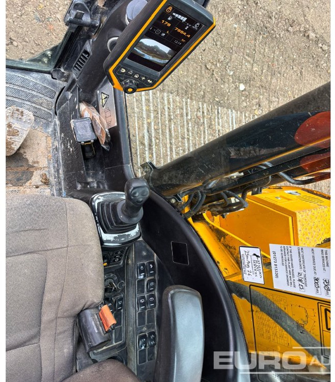 Excavadora de cadenas 2015 JCB JS130LC: foto 26 Excavadora de cadenas 2015 JCB JS130LC: foto 26