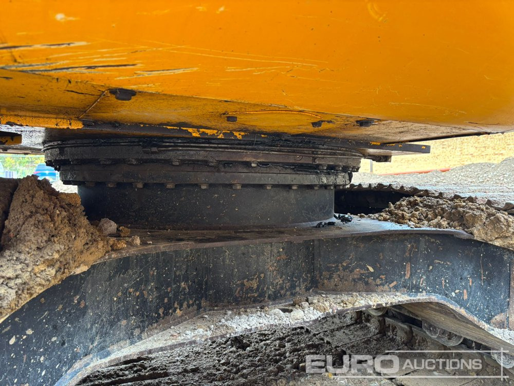 Excavadora de cadenas 2015 JCB JS130LC: foto 15 Excavadora de cadenas 2015 JCB JS130LC: foto 15